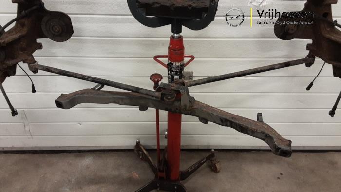 Achteras voorwielaandrijving van een Opel Astra J GTC (PD2/PF2) 2.0 CDTI 16V ecoFLEX 2012