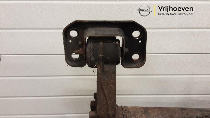 Achteras voorwielaandrijving van een Opel Astra J GTC (PD2/PF2) 2.0 CDTI 16V ecoFLEX 2012