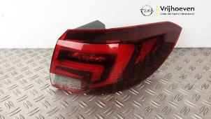 Gebruikte Achterlicht rechts Opel Astra K Sports Tourer 1.6 CDTI 136 16V Prijs € 400,00 Margeregeling aangeboden door Autodemontage Vrijhoeven B.V.