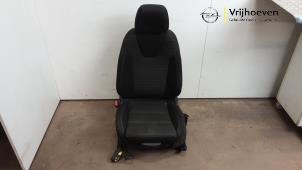 Gebruikte Voorstoel links Opel Astra K Sports Tourer 1.6 CDTI 136 16V Prijs € 150,00 Margeregeling aangeboden door Autodemontage Vrijhoeven B.V.