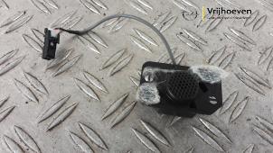 Gebruikte Microfoon Opel Insignia Sports Tourer 2.0 GSi Turbo 16V 4x4 Prijs € 25,00 Margeregeling aangeboden door Autodemontage Vrijhoeven B.V.