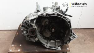 Gebruikte Versnellingsbak Opel Astra K 1.6 CDTI 110 16V Prijs € 450,00 Margeregeling aangeboden door Autodemontage Vrijhoeven B.V.