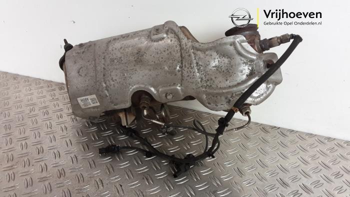 Gebruikte Roetfilter Opel Astra K Sports Tourer 1.6 CDTI 136 16V Prijs € 400,00 Margeregeling aangeboden door Autodemontage Vrijhoeven B.V.