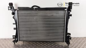 Gebruikte Koelerset Opel Corsa D 1.2 16V Prijs € 75,00 Margeregeling aangeboden door Autodemontage Vrijhoeven B.V.