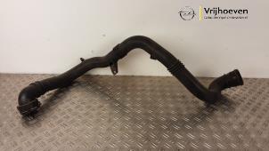 Gebruikte Intercooler Buis Opel Astra K Sports Tourer 1.4 Turbo 16V Prijs € 30,00 Margeregeling aangeboden door Autodemontage Vrijhoeven B.V.