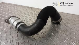 Gebruikte Intercooler Slang Opel Insignia Sports Tourer 2.0 GSi Turbo 16V 4x4 Prijs € 150,00 Margeregeling aangeboden door Autodemontage Vrijhoeven B.V.
