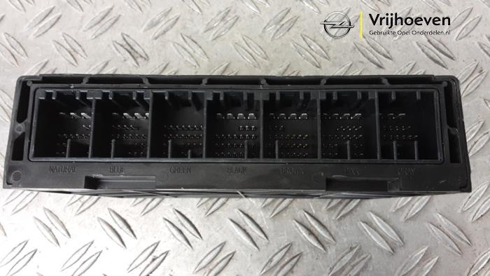 Computer Body Control van een Opel Karl 1.0 12V 2017