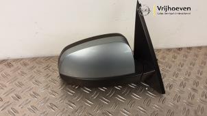 Gebruikte Spiegel Buiten rechts Opel Meriva 1.6 16V Prijs € 20,00 Margeregeling aangeboden door Autodemontage Vrijhoeven B.V.