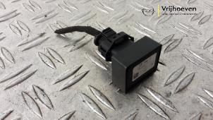 Gebruikte Sensor (overige) Opel Astra J (PC6/PD6/PE6/PF6) 1.4 Turbo 16V Prijs € 30,00 Margeregeling aangeboden door Autodemontage Vrijhoeven B.V.