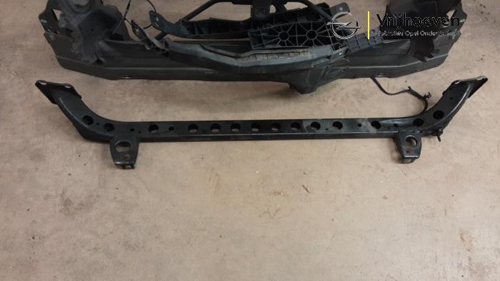 Frontpaneel van een Opel Insignia Sports Tourer 1.6 CDTI 16V 136 2018