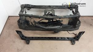 Gebruikte Frontpaneel Opel Insignia Sports Tourer 1.6 CDTI 16V 136 Prijs € 350,00 Margeregeling aangeboden door Autodemontage Vrijhoeven B.V.