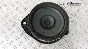 Gebruikte Luidspreker Opel Insignia Sports Tourer 1.6 CDTI 16V 136 Prijs € 20,00 Margeregeling aangeboden door Autodemontage Vrijhoeven B.V.
