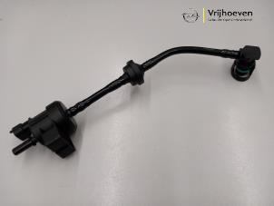 Nieuwe Evap klep Opel Mokka/Mokka X 1.4 Turbo 16V 4x2 Prijs € 60,00 Inclusief btw aangeboden door Autodemontage Vrijhoeven B.V.