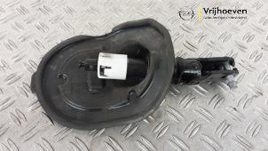 Gebruikte Stuurkolomas Opel Insignia Sports Tourer 1.6 CDTI 16V 136 Prijs € 50,00 Margeregeling aangeboden door Autodemontage Vrijhoeven B.V.