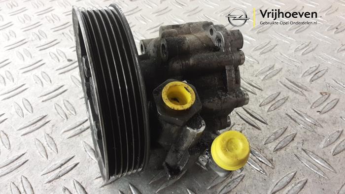 Gebruikte Servopomp Opel Combo 1.6 CDTI 16V Prijs € 50,00 Margeregeling aangeboden door Autodemontage Vrijhoeven B.V.