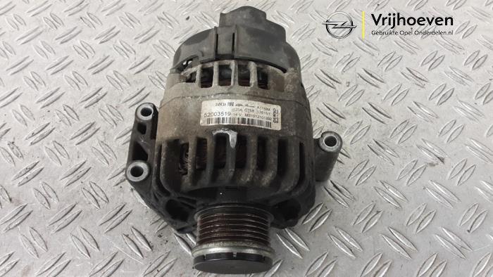 Gebruikte Alternator Opel Combo 1.3 CDTI 16V ecoFlex Prijs € 25,00 Margeregeling aangeboden door Autodemontage Vrijhoeven B.V.