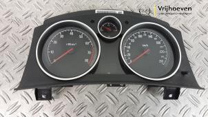 Gebruikte Cockpit Opel Zafira (M75) 1.6 16V Prijs € 75,00 Margeregeling aangeboden door Autodemontage Vrijhoeven B.V.