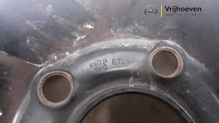 Velgen set van een Opel Astra H (L48)  2006