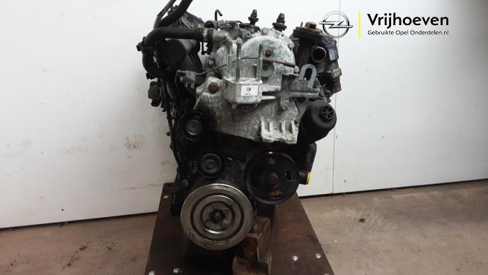 Motor van een Opel Combo 1.3 CDTI 16V ecoFlex 2012