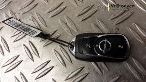 Gebruikte Sleutel Opel Astra K Sports Tourer 1.6 SIDI Eco Turbo 16V Prijs € 30,00 Margeregeling aangeboden door Autodemontage Vrijhoeven B.V.