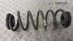 Gebruikte Veerschroef achter Opel Astra K Sports Tourer 1.5 CDTi 122 12V Prijs € 15,00 Inclusief btw aangeboden door Autodemontage Vrijhoeven B.V.