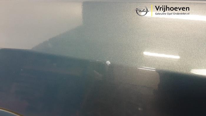 Portier 4Deurs rechts-voor van een Opel Meriva 1.8 16V 2010