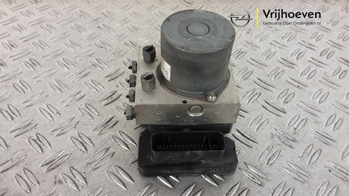 Gebruikte ABS Pomp Opel Astra K 1.0 SIDI Turbo 12V Prijs € 85,00 Margeregeling aangeboden door Autodemontage Vrijhoeven B.V.