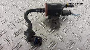 Gebruikte Evap klep Opel Astra K 1.0 SIDI Turbo 12V Prijs € 30,00 Margeregeling aangeboden door Autodemontage Vrijhoeven B.V.