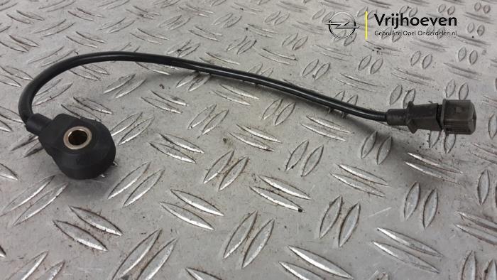 Pingelsensor van een Opel Antara (LA6) 2.4 16V 4x4 2007