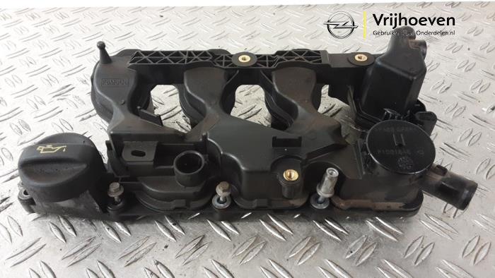 Gebruikte Kleppendeksel Opel Corsa F (UB/UH/UP) 1.5 CDTI 100 Prijs € 35,00 Margeregeling aangeboden door Autodemontage Vrijhoeven B.V.