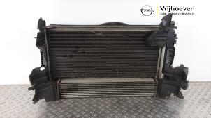 Gebruikte Koelerset Opel Astra K Sports Tourer 1.6 CDTI 136 16V Prijs € 250,00 Margeregeling aangeboden door Autodemontage Vrijhoeven B.V.