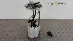 Gebruikte Brandstofpomp Elektrisch Opel Adam 1.2 16V Prijs € 50,00 Margeregeling aangeboden door Autodemontage Vrijhoeven B.V.