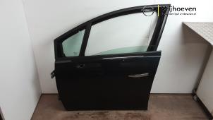 Gebruikte Portier 4Deurs links-voor Opel Meriva 1.4 Turbo 16V ecoFLEX Prijs € 250,00 Margeregeling aangeboden door Autodemontage Vrijhoeven B.V.