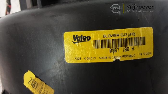 Kachel Ventilatiemotor van een Opel Vectra C 1.8 16V 2003
