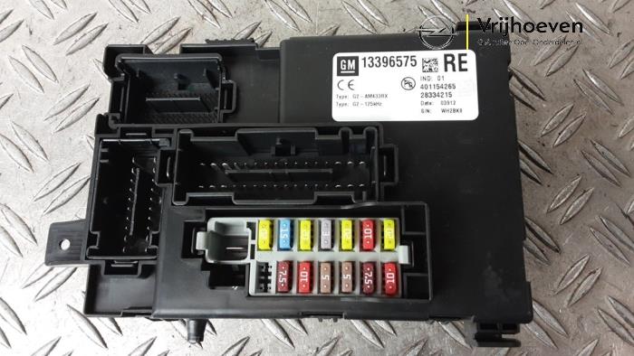 Gebruikte Module Bodycontrol Opel Meriva (B) 1.4 Turbo 16V ecoFLEX Prijs € 850,00 Margeregeling aangeboden door Autodemontage Vrijhoeven B.V.