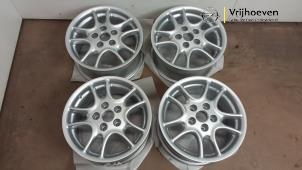 Gebruikte Velgen set Opel Astra G (F08/48) Prijs € 150,00 Margeregeling aangeboden door Autodemontage Vrijhoeven B.V.
