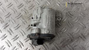 Gebruikte EGR Klep Opel Zafira (M75) 2.2 16V Direct Ecotec Prijs € 75,00 Margeregeling aangeboden door Autodemontage Vrijhoeven B.V.