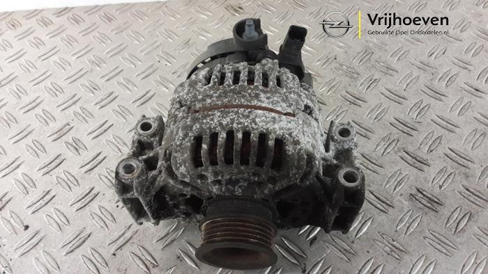 Gebruikte Dynamo Opel Zafira (M75) 2.2 16V Direct Ecotec Prijs € 25,00 Margeregeling aangeboden door Autodemontage Vrijhoeven B.V.