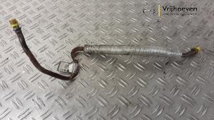 Gebruikte Servoleiding Opel Zafira (M75) 2.2 16V Direct Ecotec Prijs € 50,00 Margeregeling aangeboden door Autodemontage Vrijhoeven B.V.