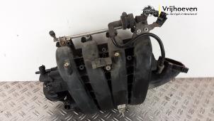 Gebruikte Inlaatspruitstuk Opel Zafira (M75) 1.8 16V Ecotec Prijs € 125,00 Margeregeling aangeboden door Autodemontage Vrijhoeven B.V.