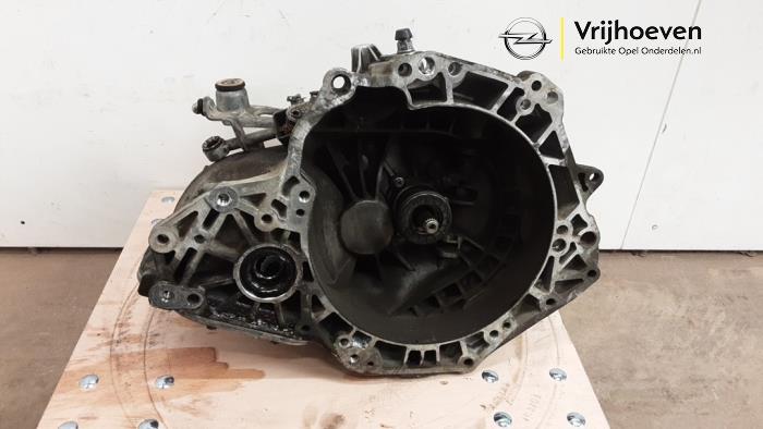 Gebruikte Versnellingsbak Opel Corsa D 1.3 CDTi 16V ecoFLEX Prijs € 400,00 Margeregeling aangeboden door Autodemontage Vrijhoeven B.V.