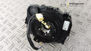 Gebruikte Combischakelaar Stuurkolom Opel Crossland (X) 1.2 Turbo 12V Prijs € 150,00 Margeregeling aangeboden door Autodemontage Vrijhoeven B.V.