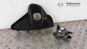 Gebruikte Mistlamp rechts-voor Opel Corsa F (UB/UH/UP) Electric, Corsa-e 50kWh Prijs € 45,00 Margeregeling aangeboden door Autodemontage Vrijhoeven B.V.