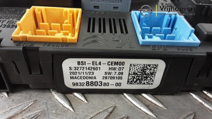 Computer Body Control van een Opel Corsa F (UB/UH/UP) Electric, Corsa-e 50kWh 2022