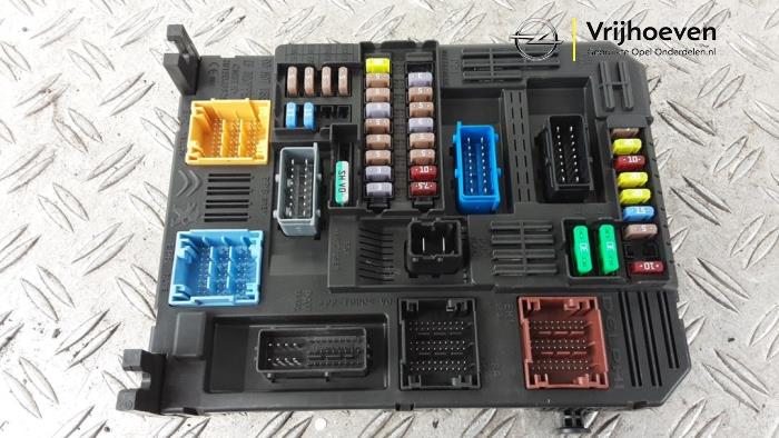 Computer Body Control van een Opel Corsa F (UB/UH/UP) Electric, Corsa-e 50kWh 2022