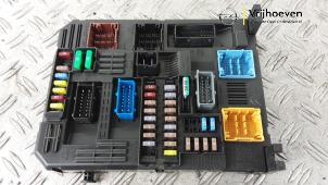 Gebruikte Bodycontrol Module Opel Corsa F (UB/UH/UP) Electric, Corsa-e 50kWh Prijs € 100,00 Margeregeling aangeboden door Autodemontage Vrijhoeven B.V.