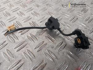 Gebruikte Sensor (overige) Opel Astra J (PC6/PD6/PE6/PF6) 1.4 Turbo 16V Prijs € 40,00 Margeregeling aangeboden door Autodemontage Vrijhoeven B.V.