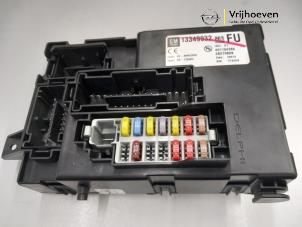 Gebruikte Computer Body Control Opel Meriva 1.4 Turbo 16V ecoFLEX Prijs op aanvraag aangeboden door Autodemontage Vrijhoeven B.V.