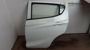 Gebruikte Deur 4Deurs links-achter Opel Karl 1.0 12V Prijs € 200,00 Inclusief btw aangeboden door Autodemontage Vrijhoeven B.V.