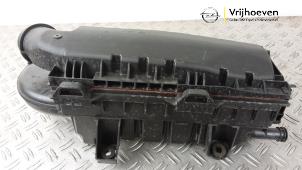 Gebruikte Luchtfilterhuis Opel Mokka 1.2 Turbo 12V Prijs € 24,94 Margeregeling aangeboden door Autodemontage Vrijhoeven B.V.